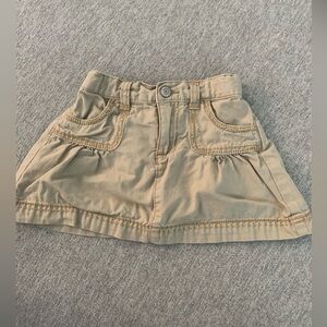2T Old Navy Khaki toddler skirt with button and pockets